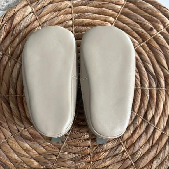 Carter's 9 to 12 months tie loafers shoes - Picture 5 of 7